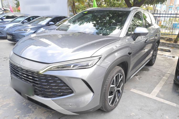BYD SongL DM-i 2025 car image #2