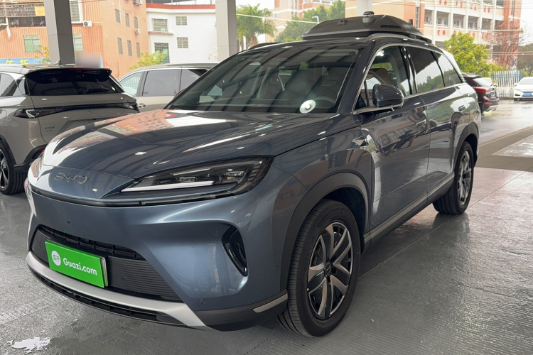 BYD Sea Lion 07 DM-i 2025 car image #2