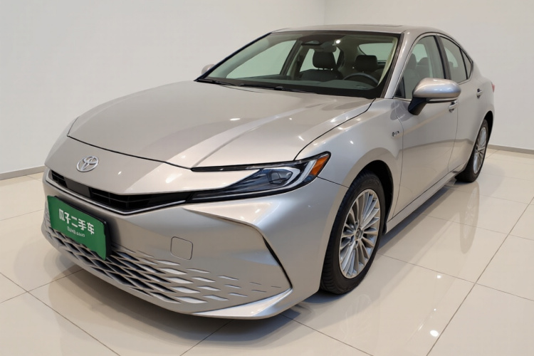Toyota Camry 2025 #2 Toyota Camry 2025 car image #2