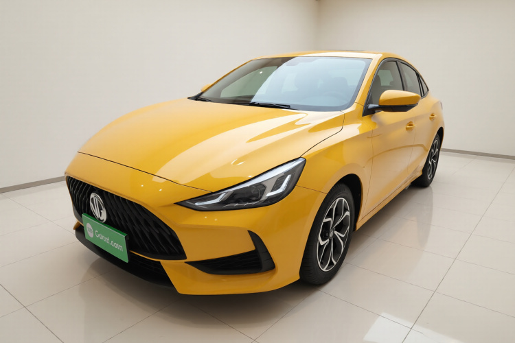 5 2021 #2 5 2021 immagine di auto #2