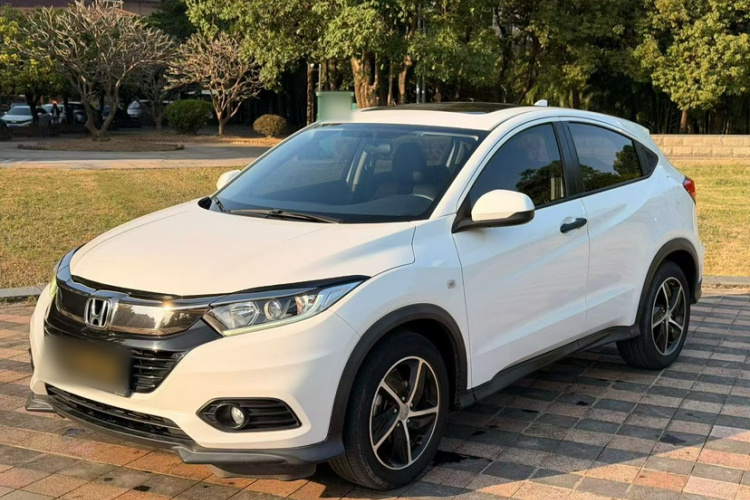 Honda VEZEL 2021 car image #2