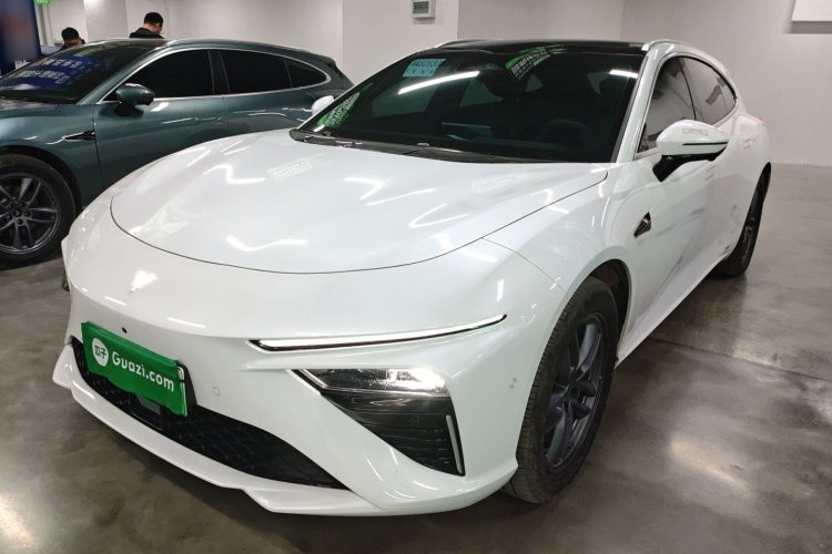 哪吒汽车 哪吒S猎装 2025 #2 哪吒汽车 哪吒S猎装 2025 汽车图片 #2