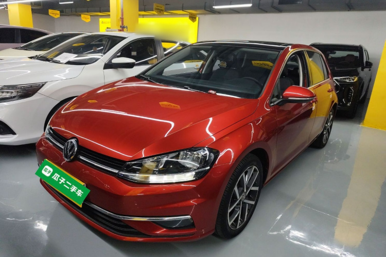 Volkswagen Golf 2020 immagine di auto #2