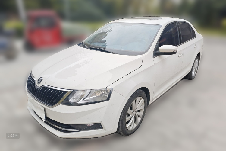 Skoda Rapid 2018 car image #2