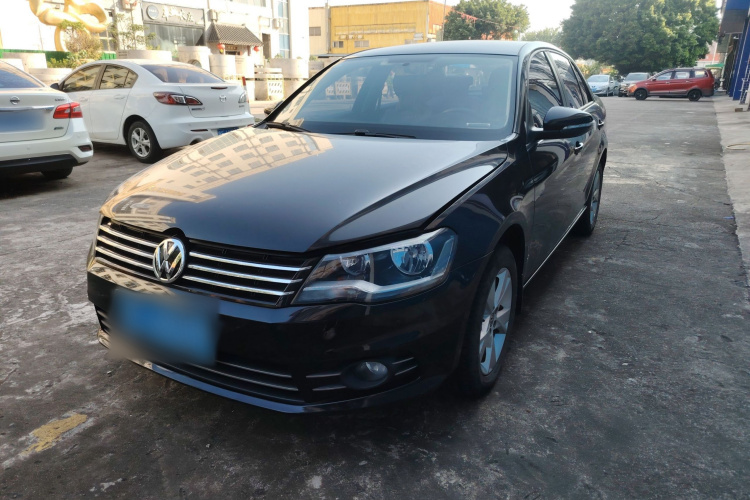 Volkswagen Bora 2016 immagine di auto #2