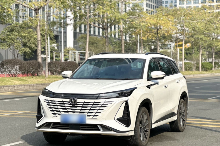 Changan CS75 Plus 2023 car image #2