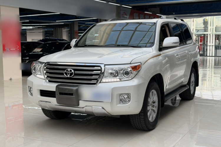 Toyota 2016 car image #2