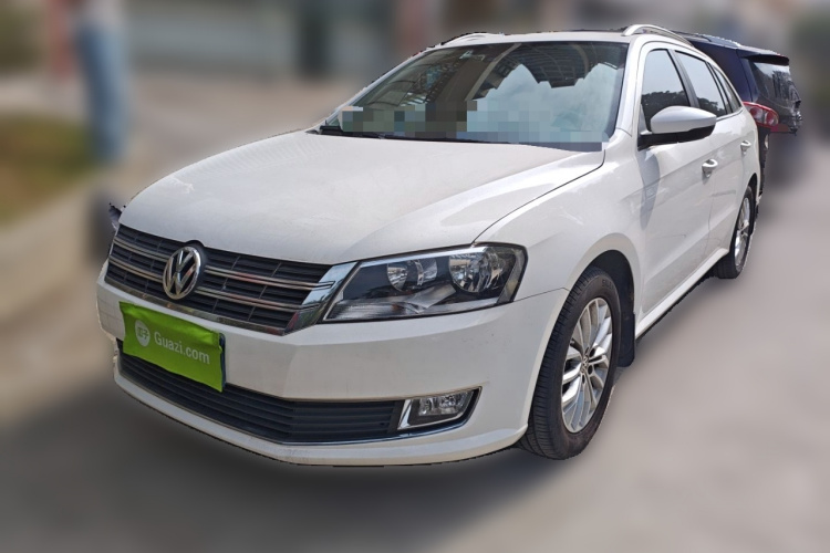 Volkswagen Gran Lavida 2014 immagine di auto #2