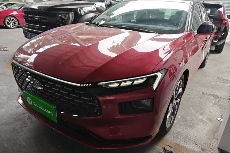 Ford Mondeo 2024 car image #2