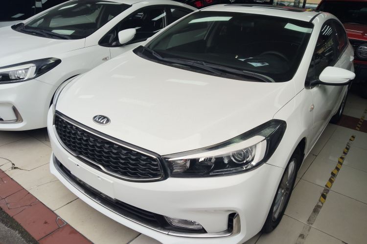 Kia 2017 car image #2