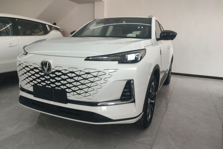 Changan CS55PLUS PHEV 2025 immagine di auto #2