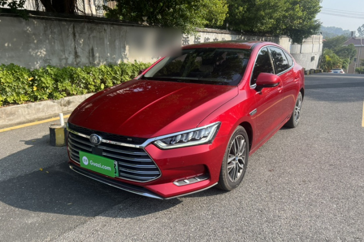 BYD Qin Pro New Energy 2018 immagine di auto #2