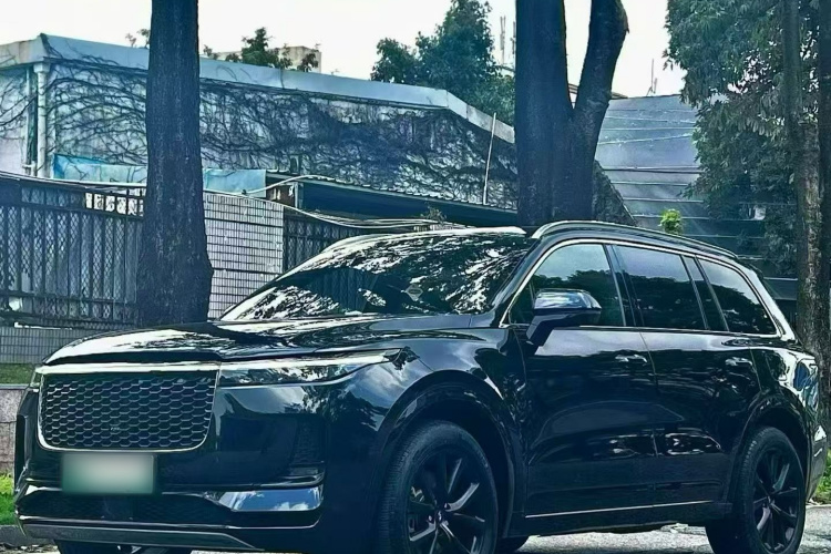 理想汽车 理想ONE 2021 汽车图片 #2