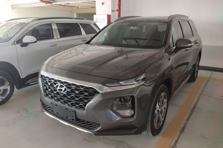 Hyundai Santa Fe 2021 #2 Hyundai Santa Fe 2021 car image #2