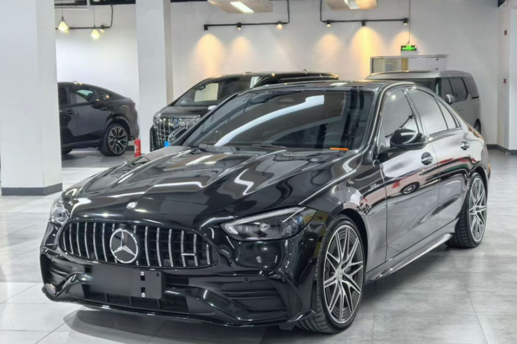 Mercedes-Benz C AMG 2024 immagine di auto #2