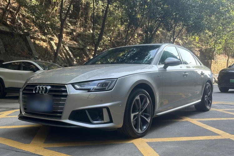 Audi A4L 2020 #2 Audi A4L 2020 car image #2