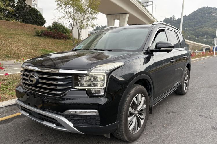 GAC Trumpchi GS8 2017 car image #2