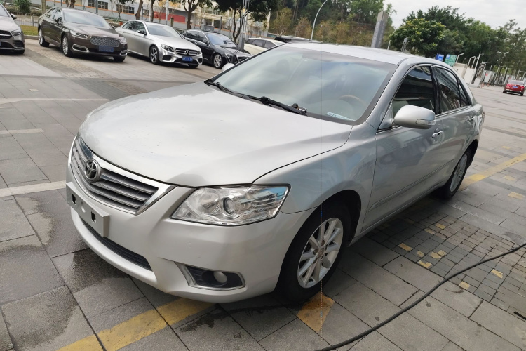 Toyota Camry 2012 car image #2