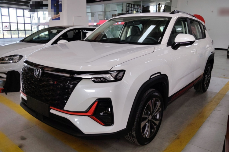 Changan CS35 Plus 2025 car image #2