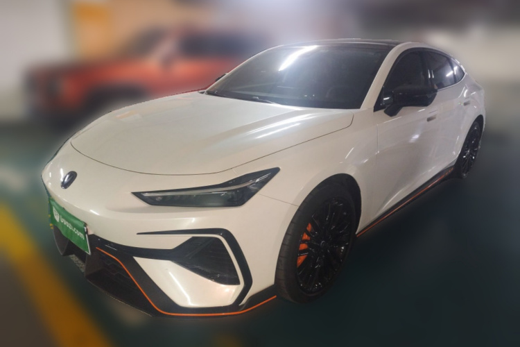 长安 长安UNI-V 2025 汽车图片 #2