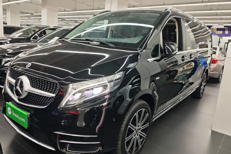 Mercedes-Benz V Class 2022 #2 Mercedes-Benz V Class 2022 car image #2