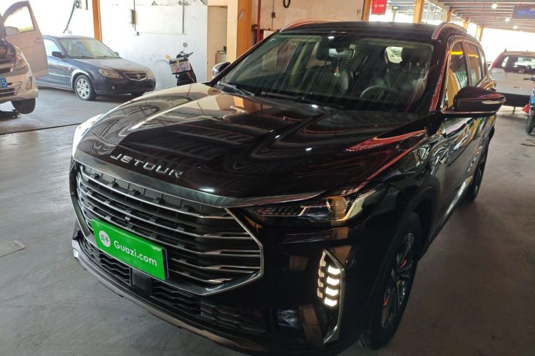 X70 PLUS 2020 car image #2