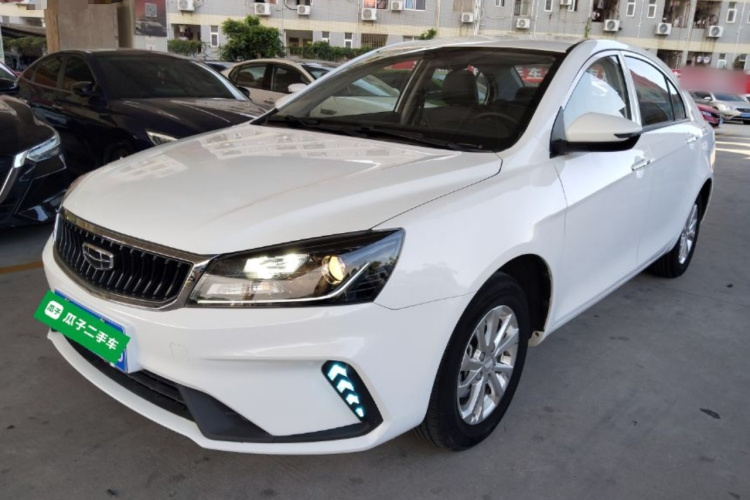 GEELY Emgrand 2022 car image #2