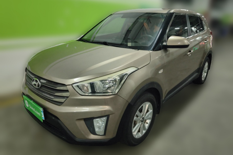 Hyundai ix25 2015 car image #2