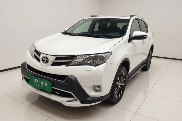 Toyota RAV4 2015 #2 Toyota RAV4 2015 car image #2