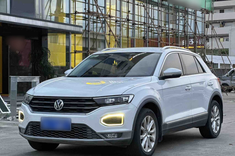 Volkswagen T-Roc 2018 #2 Volkswagen T-Roc 2018 car image #2
