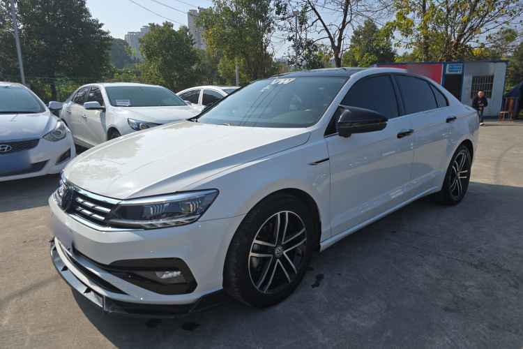 Volkswagen Lamando 2022 immagine di auto #2