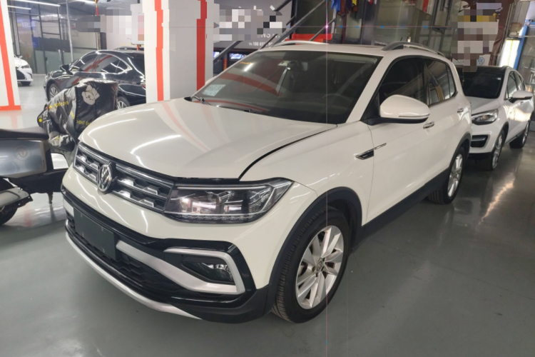 Volkswagen T-Cross 2020 #2 Volkswagen T-Cross 2020 car image #2
