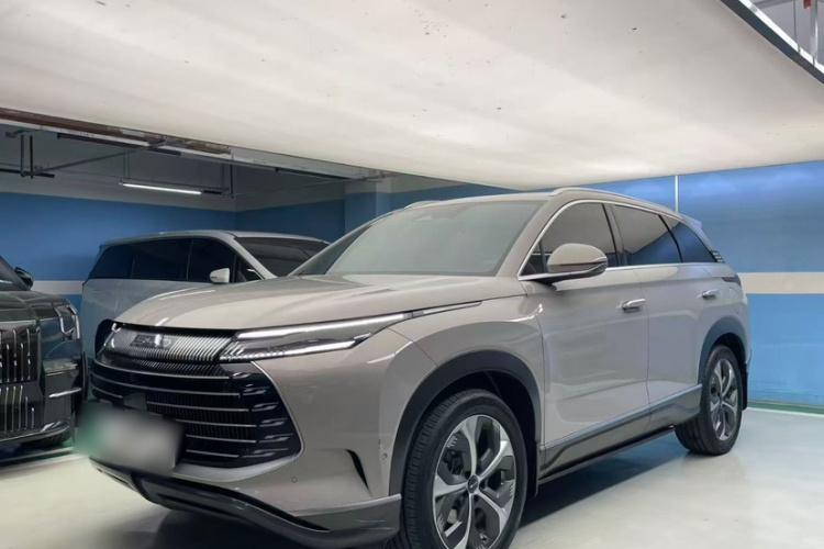 BYD Frigate 07 2023 #2 BYD Frigate 07 2023 car image #2