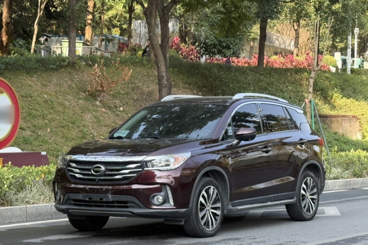 GAC Trumpchi GS4 2017 car image #2