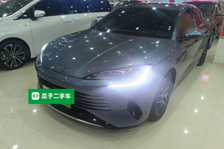 BYD Seal 07 DM-i 2025 car image #2