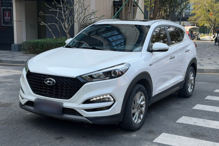 现代 途胜 2017 汽车图片 #2