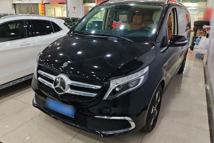 Mercedes-Benz V Class 2022 #2 Mercedes-Benz V Class 2022 car image #2