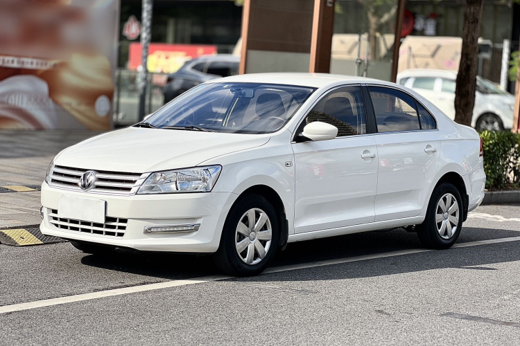 Santana 2020 car image #2