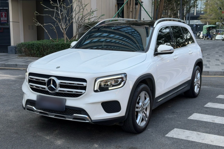 Mercedes-Benz GLB Class 2023 #2 Mercedes-Benz GLB Class 2023 car image #2