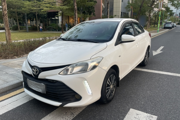 Vios 2017 immagine di auto #2