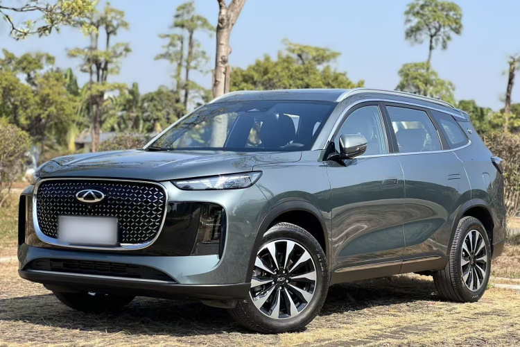 Chery Tiggo 8 Plus 2024 car image #2