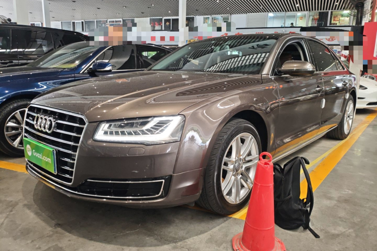 Audi A8 2016 car image #2