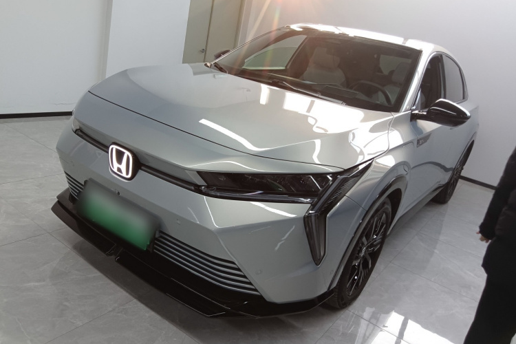 Honda e:NS2 2024 #2 Honda e:NS2 2024 car image #2