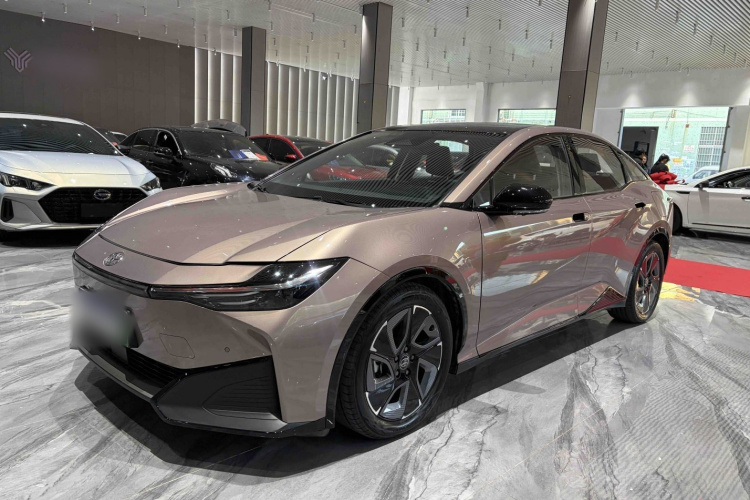 Toyota bZ3 2023 #2 Toyota bZ3 2023 immagine di auto #2