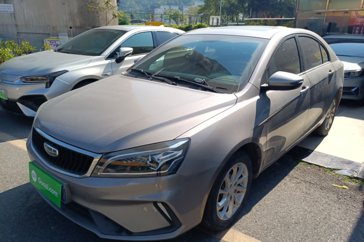 Emgrand 2021 car image #2