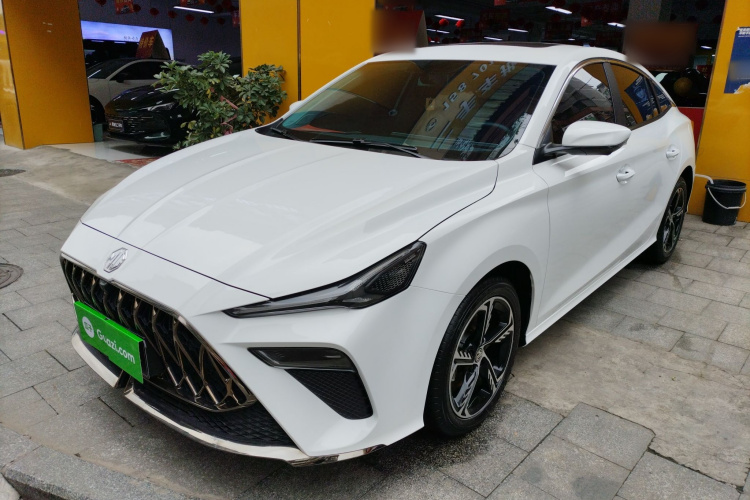 MG 5 Scorpio 2023 car image #2