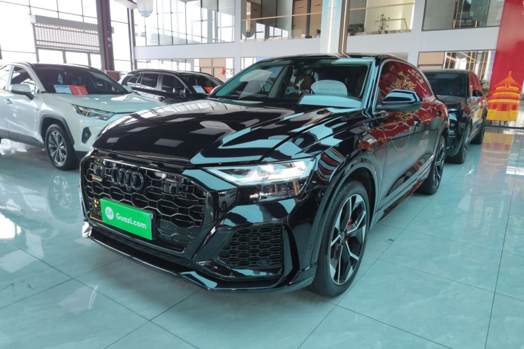 Audi Q8 2020 car image #2
