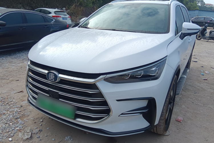 BYD Tang New Energy 2023 #2 BYD Tang New Energy 2023 car image #2