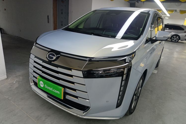 GAC Trumpchi E8 New Energy 2024 car image #2