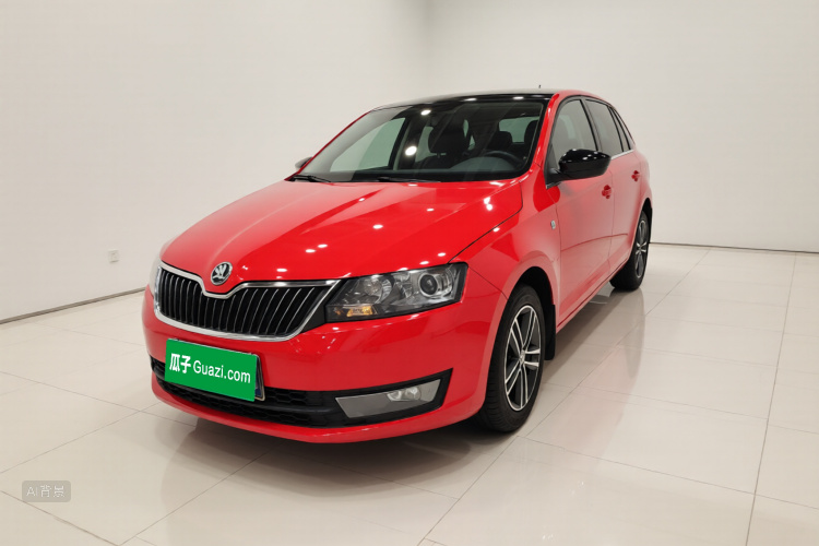 Skoda Rapid Spaceback 2014 car image #2